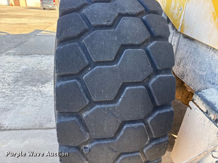 image for item EE3385 2013 Komatsu WA500-7 wheel loader