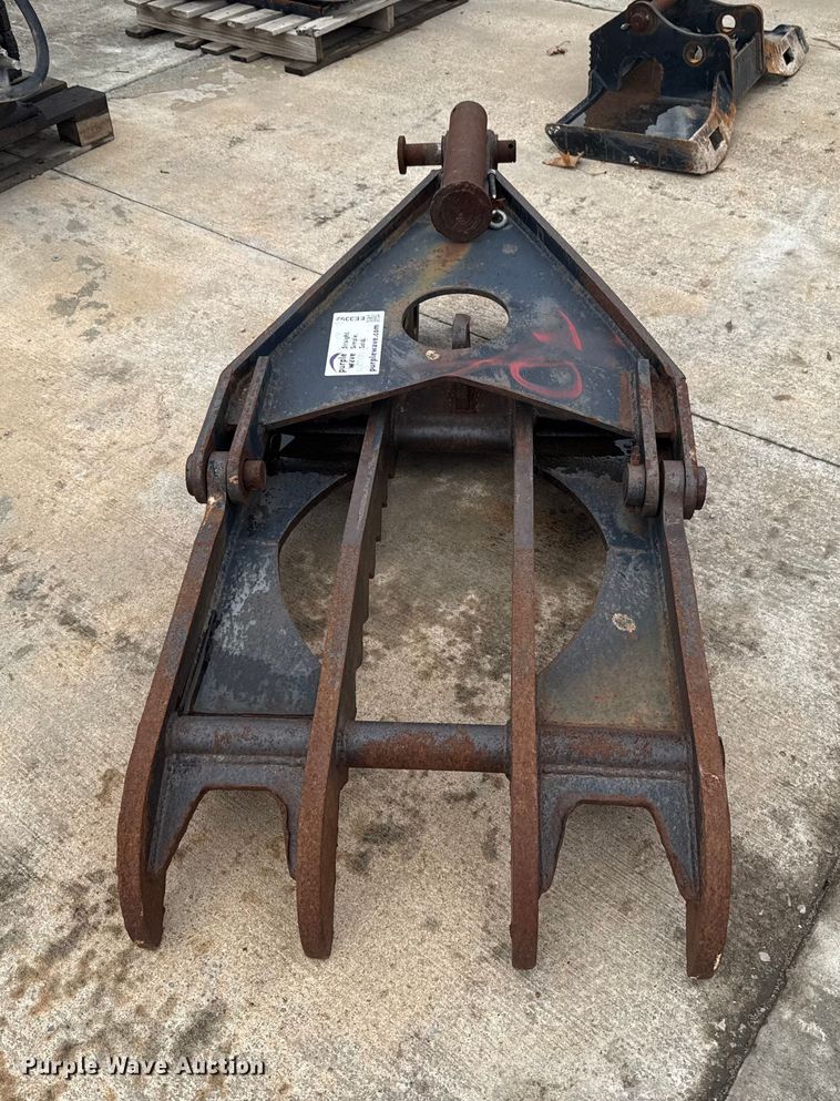 image for item EE3392 SEB excavator thumb