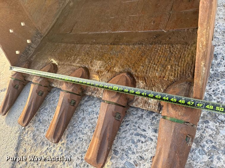 image for item EE3404 Volvo EC220DL excavator