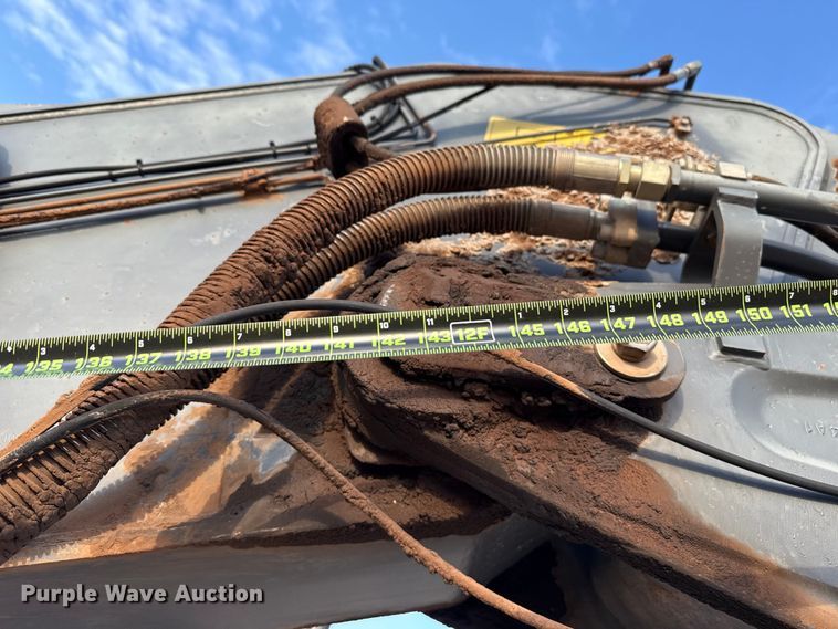 image for item EE3404 Volvo EC220DL excavator