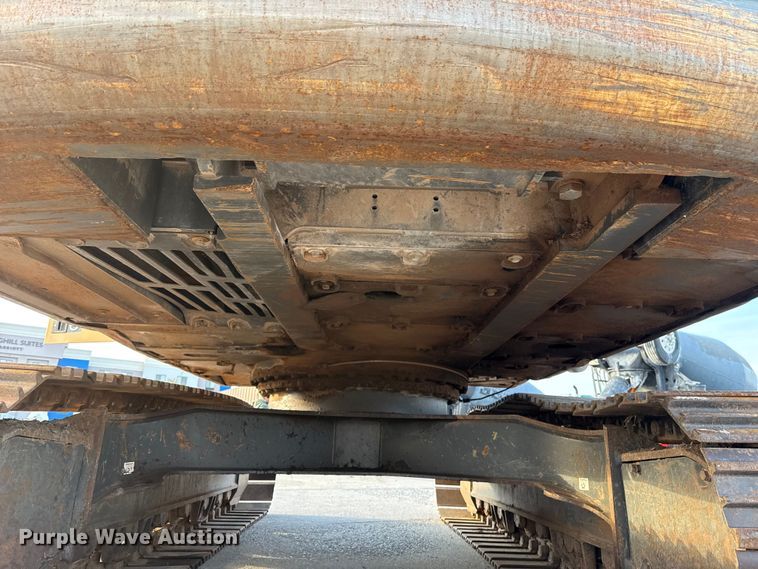 image for item EE3404 Volvo EC220DL excavator