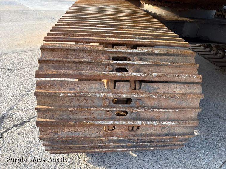 image for item EE3404 Volvo EC220DL excavator