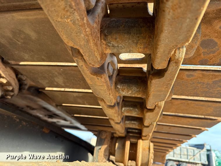 image for item EE3404 Volvo EC220DL excavator