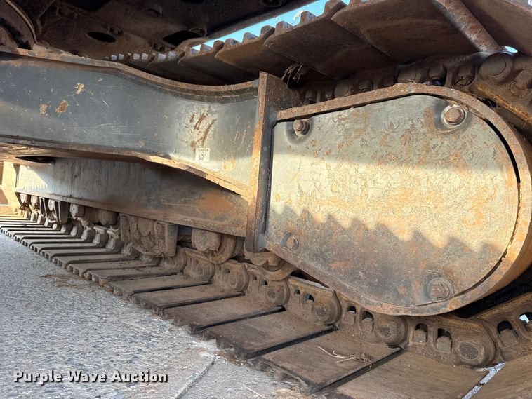 image for item EE3404 Volvo EC220DL excavator