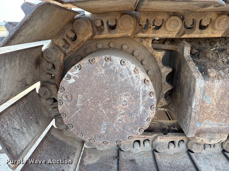 image for item EE3404 Volvo EC220DL excavator