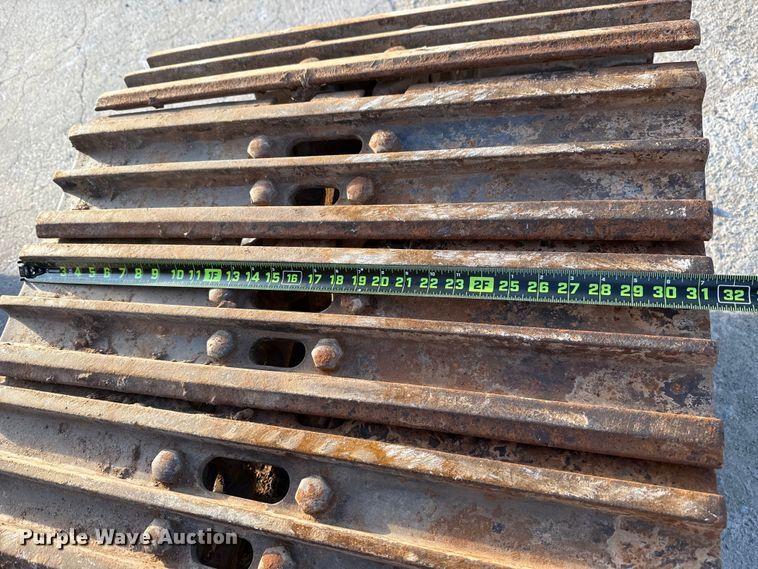 image for item EE3404 Volvo EC220DL excavator