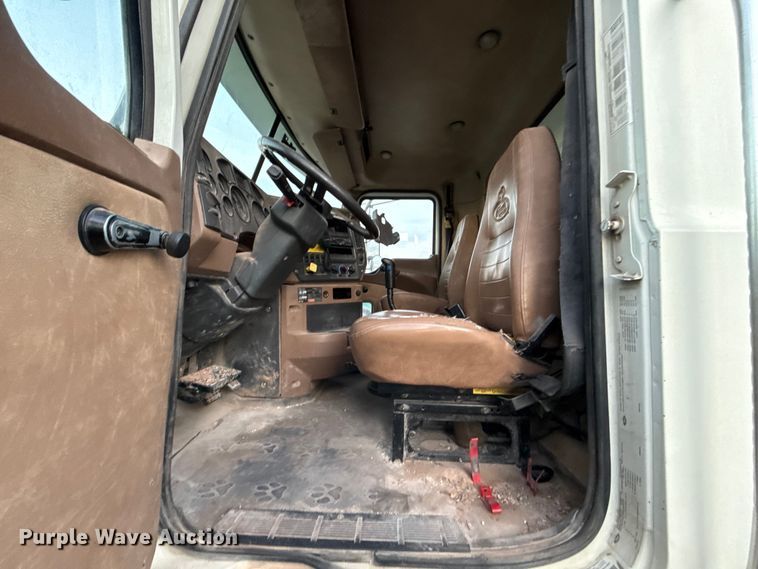 image for item EE3405 2007 Mack CTP713 dump truck