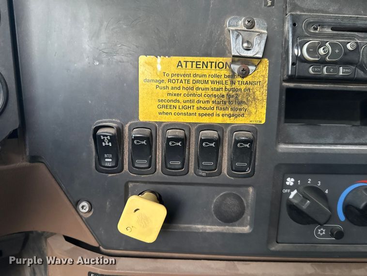 image for item EE3405 2007 Mack CTP713 dump truck