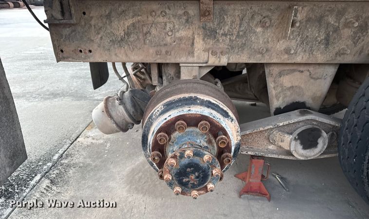 image for item EE3405 2007 Mack CTP713 dump truck