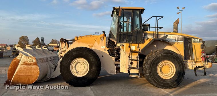 image for item EE3407 2002 Caterpillar 980G Series II wheel loader