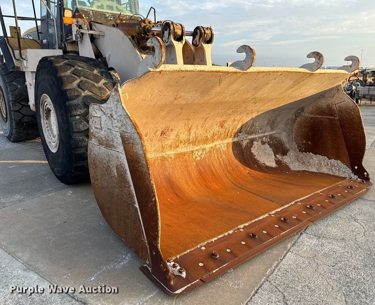 image for item EE3407 2002 Caterpillar 980G Series II wheel loader