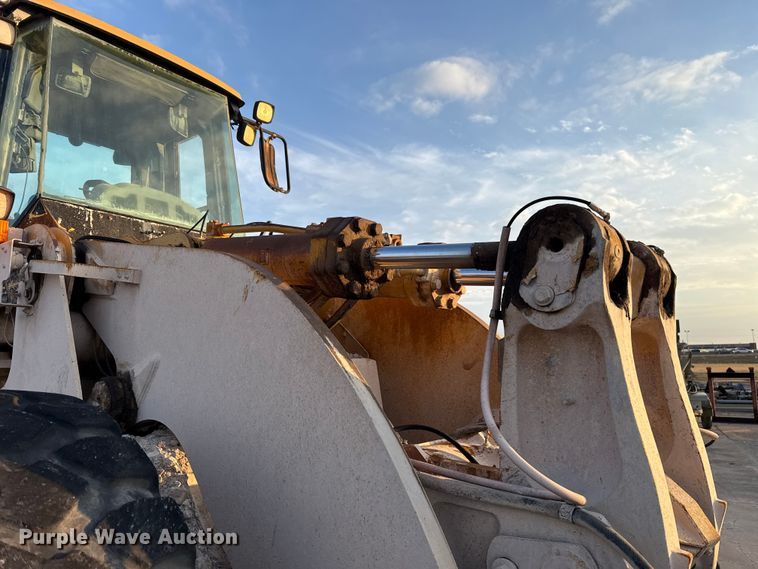 image for item EE3407 2002 Caterpillar 980G Series II wheel loader