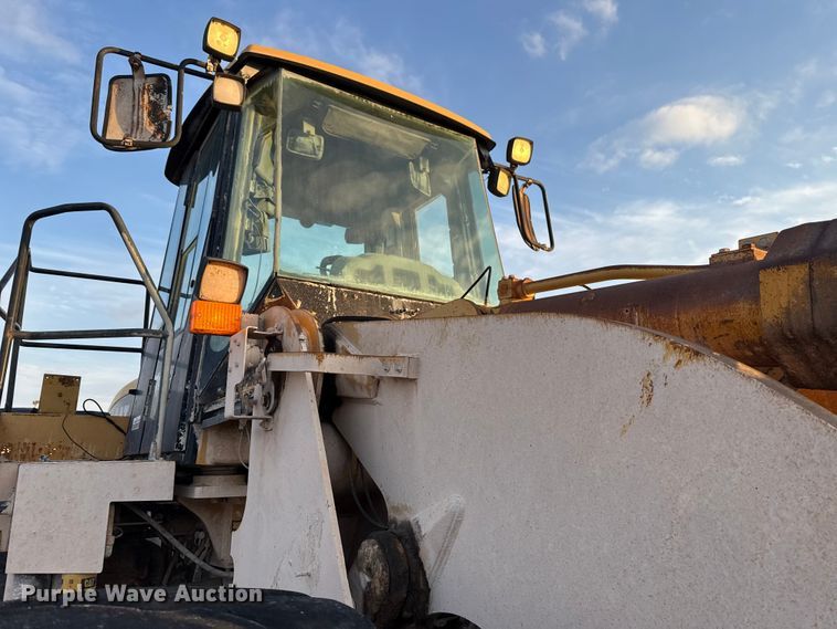 image for item EE3407 2002 Caterpillar 980G Series II wheel loader