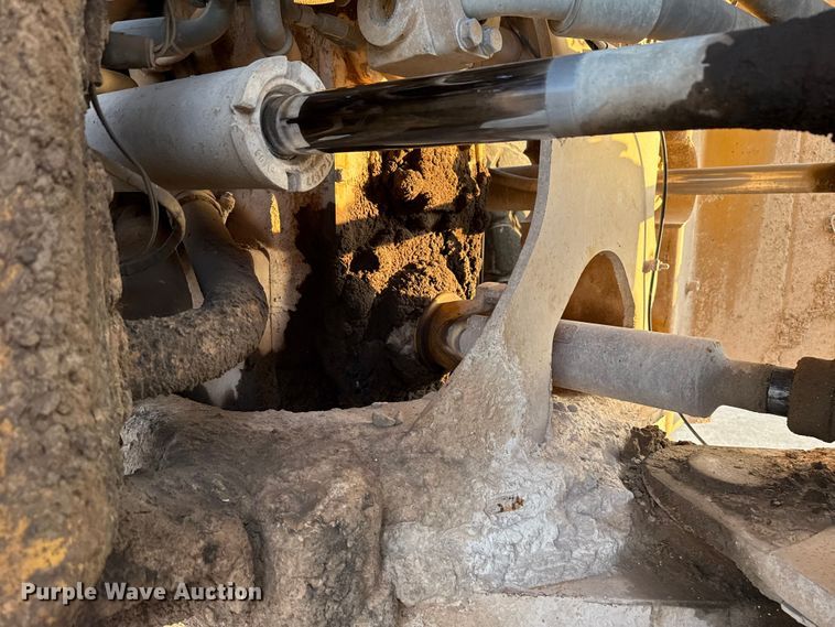 image for item EE3407 2002 Caterpillar 980G Series II wheel loader