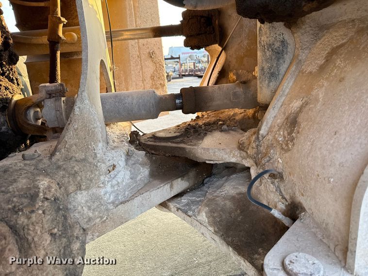 image for item EE3407 2002 Caterpillar 980G Series II wheel loader