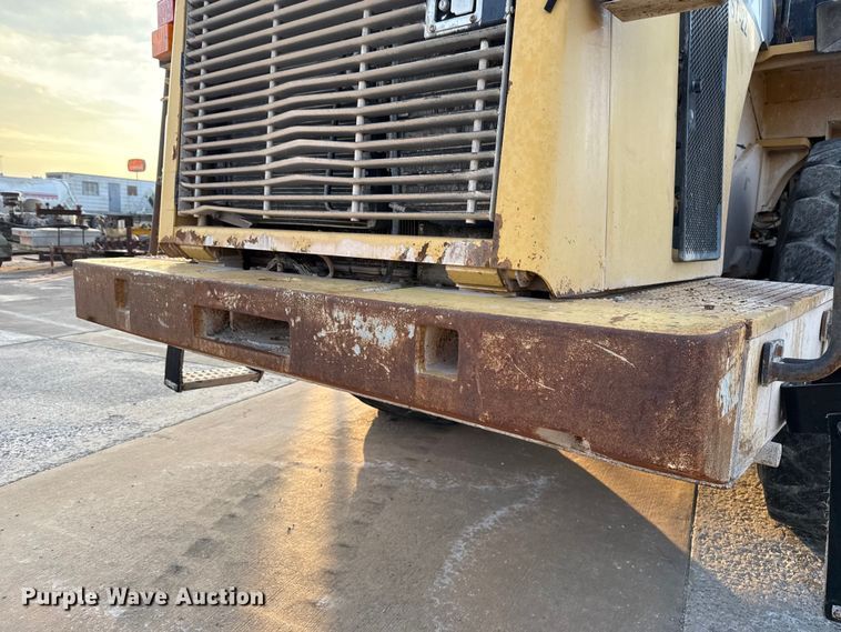 image for item EE3407 2002 Caterpillar 980G Series II wheel loader