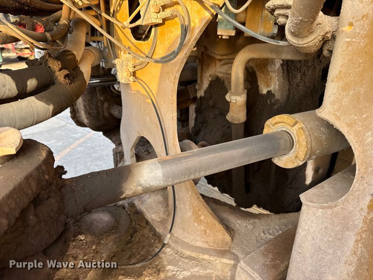 image for item EE3407 2002 Caterpillar 980G Series II wheel loader