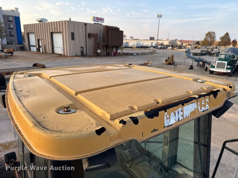 image for item EE3407 2002 Caterpillar 980G Series II wheel loader