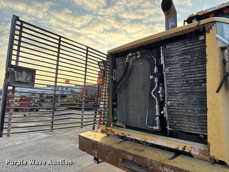 image for item EE3407 2002 Caterpillar 980G Series II wheel loader