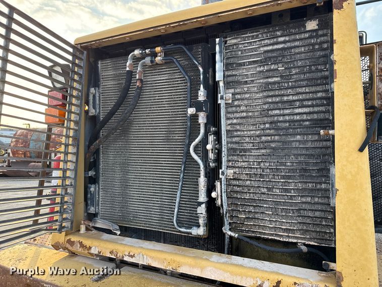 image for item EE3407 2002 Caterpillar 980G Series II wheel loader