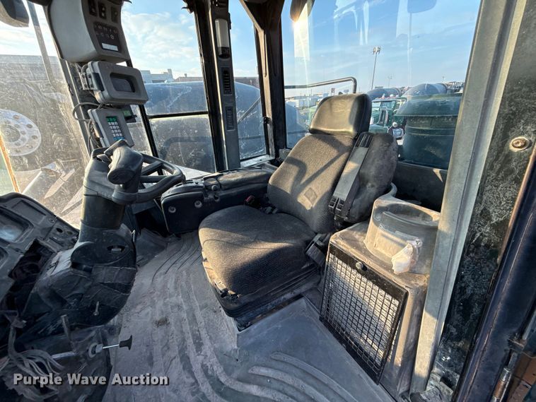 image for item EE3407 2002 Caterpillar 980G Series II wheel loader