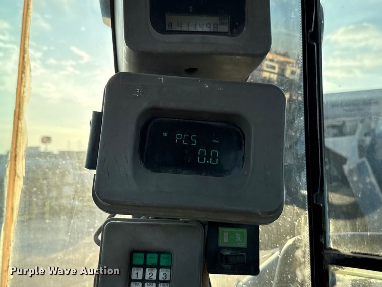 image for item EE3407 2002 Caterpillar 980G Series II wheel loader