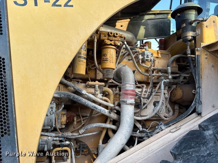 image for item EE3407 2002 Caterpillar 980G Series II wheel loader