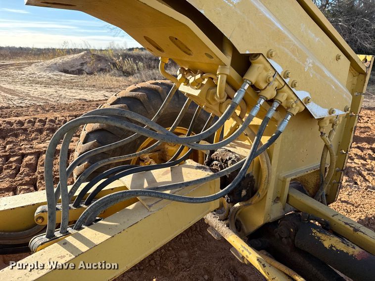 image for item EE3421 1993 Caterpillar 12G motor grader