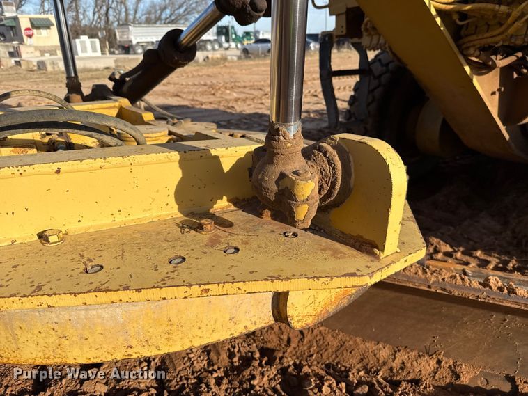 image for item EE3421 1993 Caterpillar 12G motor grader