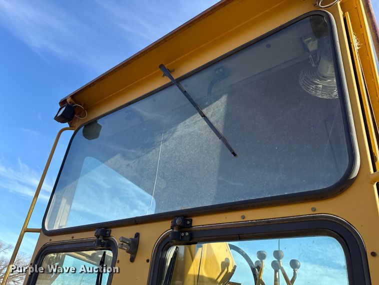 image for item EE3421 1993 Caterpillar 12G motor grader