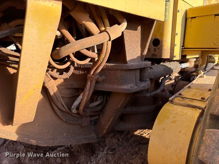 image for item EE3421 1993 Caterpillar 12G motor grader