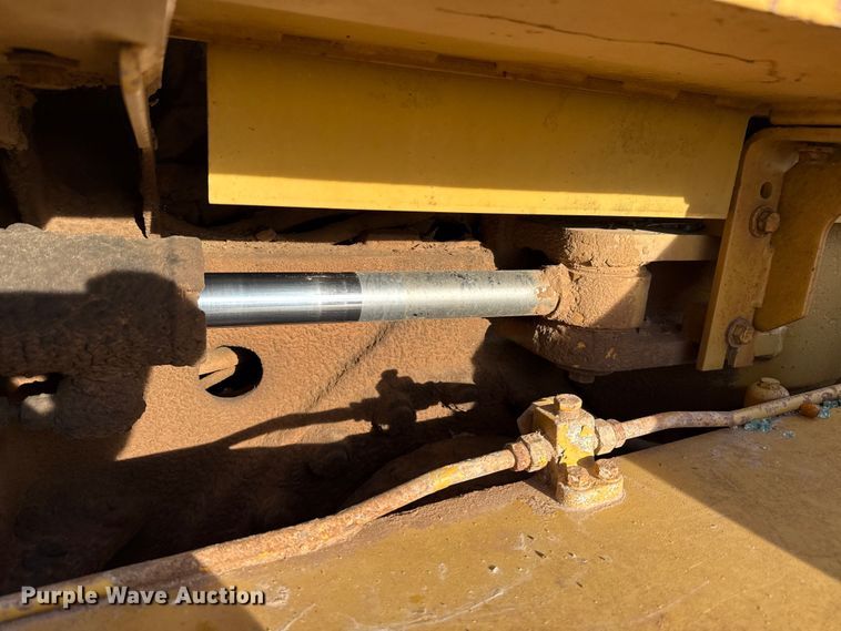 image for item EE3421 1993 Caterpillar 12G motor grader