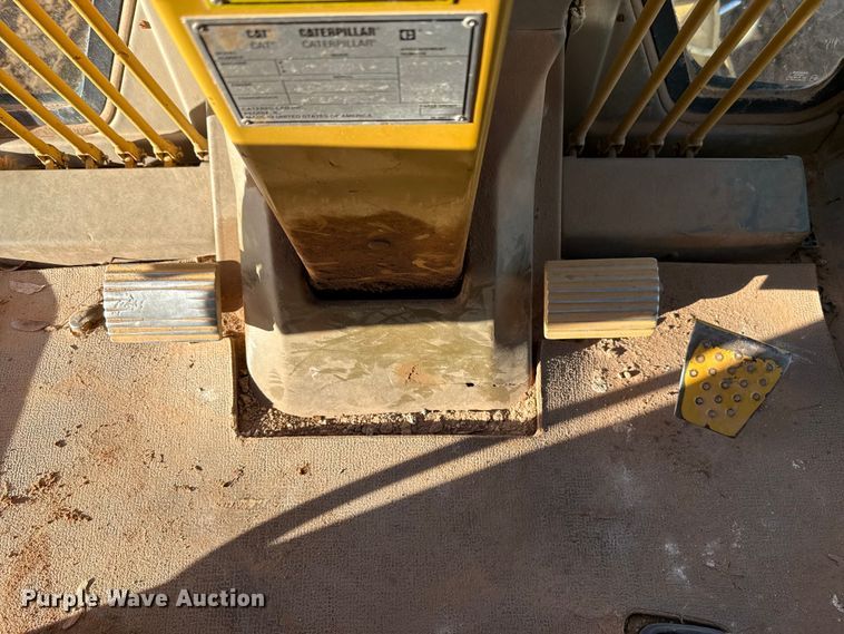 image for item EE3421 1993 Caterpillar 12G motor grader