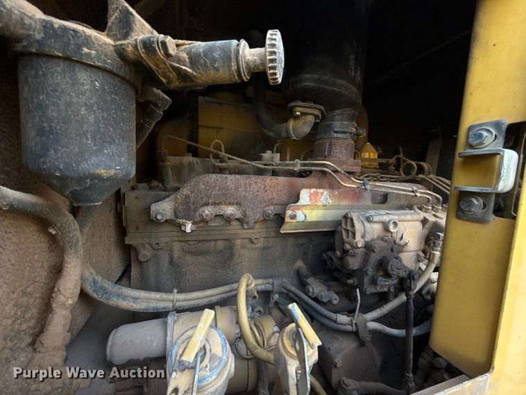 image for item EE3421 1993 Caterpillar 12G motor grader