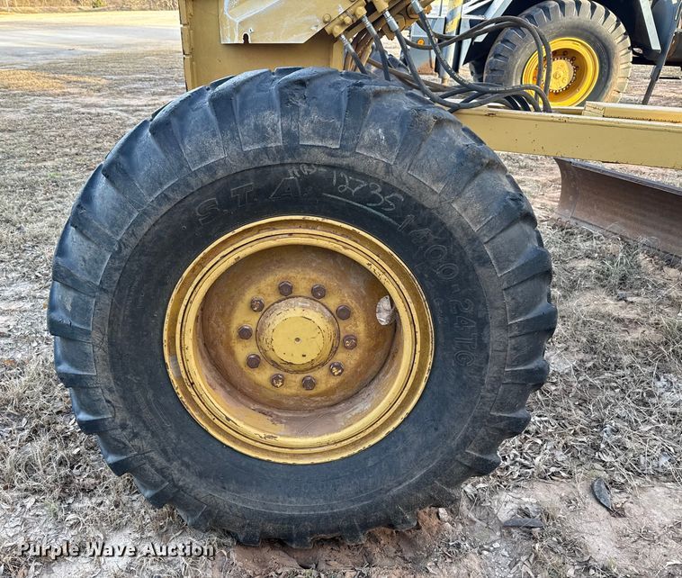 image for item EE3421 1993 Caterpillar 12G motor grader