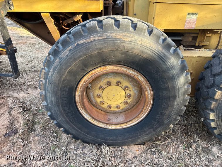 image for item EE3421 1993 Caterpillar 12G motor grader