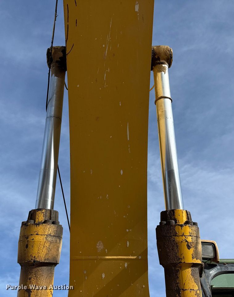 image for item EE3425 2002 Caterpillar 325CL excavator