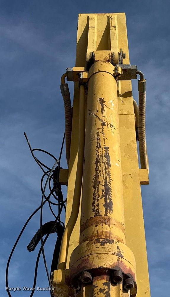 image for item EE3425 2002 Caterpillar 325CL excavator