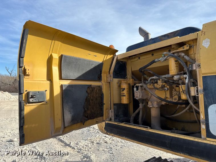 image for item EE3425 2002 Caterpillar 325CL excavator