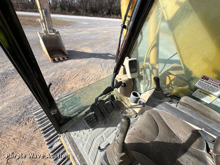 image for item EE3425 2002 Caterpillar 325CL excavator