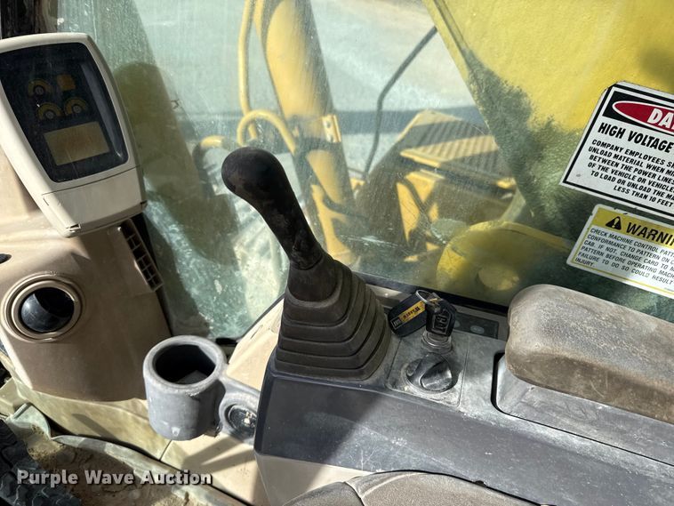 image for item EE3425 2002 Caterpillar 325CL excavator