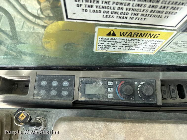 image for item EE3425 2002 Caterpillar 325CL excavator