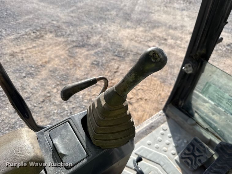 image for item EE3425 2002 Caterpillar 325CL excavator