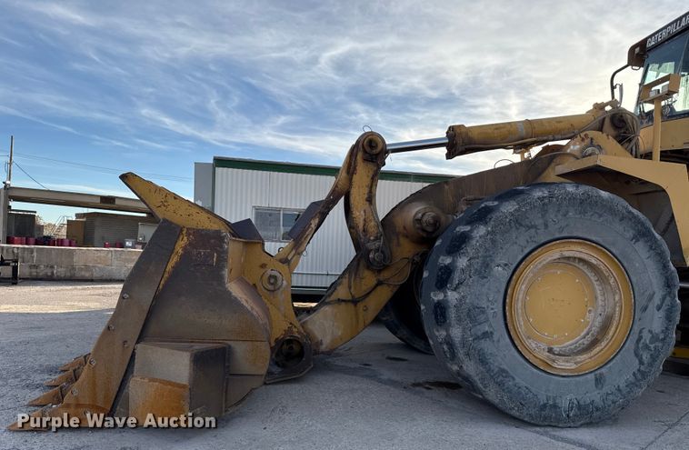 image for item EE3427 2001 Caterpillar 992G wheel loader