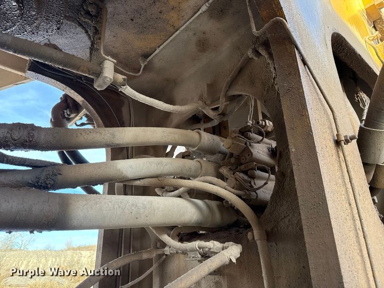 image for item EE3427 2001 Caterpillar 992G wheel loader