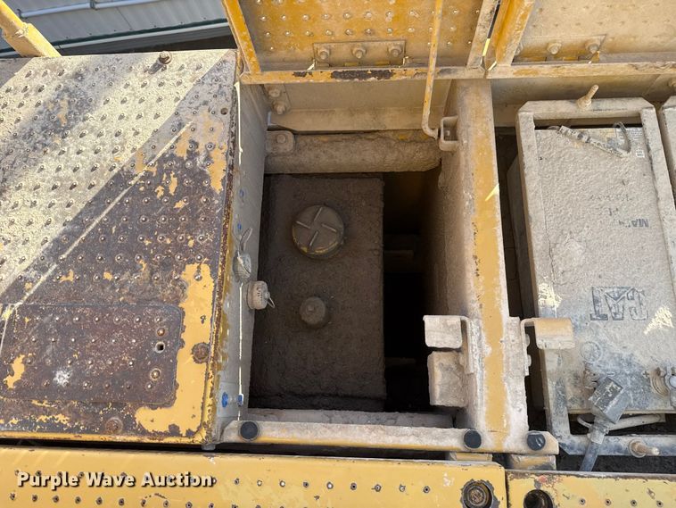 image for item EE3427 2001 Caterpillar 992G wheel loader