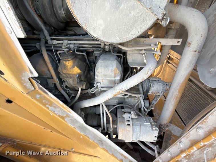 image for item EE3427 2001 Caterpillar 992G wheel loader