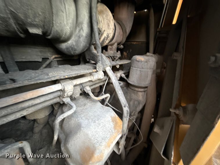 image for item EE3427 2001 Caterpillar 992G wheel loader