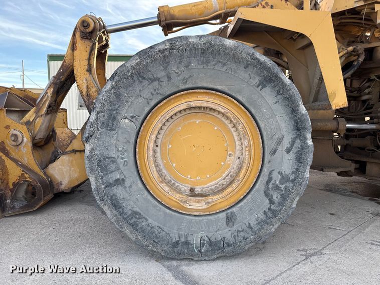 image for item EE3427 2001 Caterpillar 992G wheel loader
