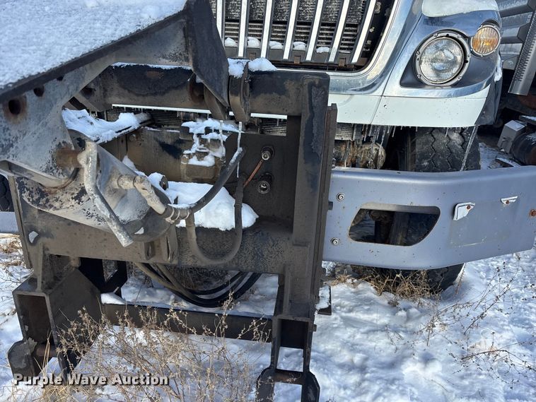 image for item EE4225 2012 International WorkStar 7600 Dump Truck